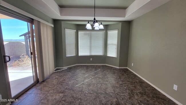 Building Photo - 1437 Paso Robles Ave