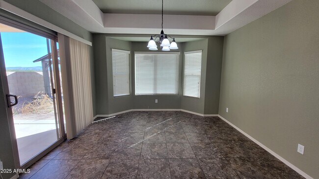 Foto del edificio - 1437 Paso Robles Ave