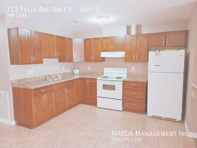 Building Photo - SPACIOUS 3 BED/1 BATH UNIT IN WEST WINDSOR! INCLUSIVE