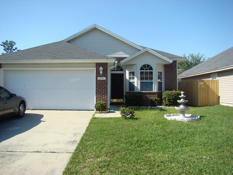 Primary Photo - 2957 Bessent Rd