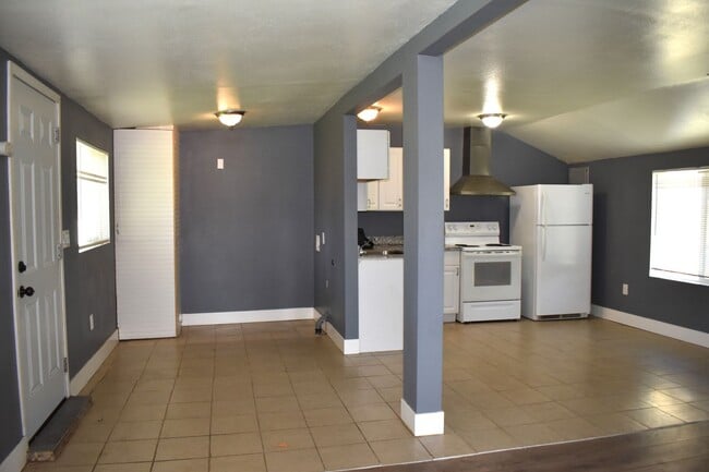 Photo - Resident Benefit Package Property House