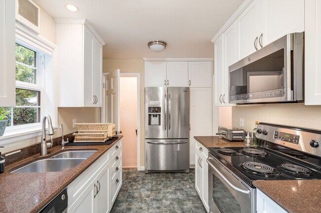 Foto del edificio - 3177 NE 84th St