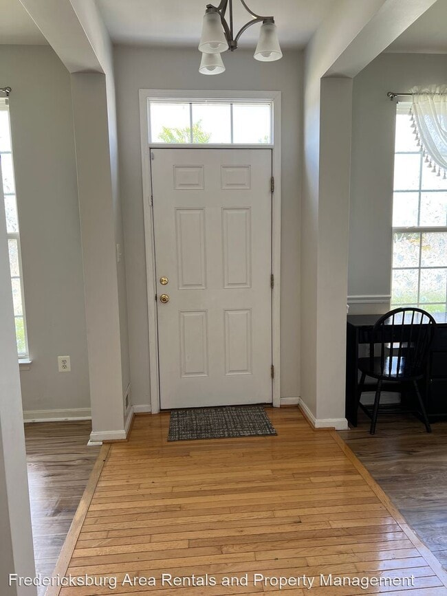 Building Photo - 3 br, 3.5 bath House - 11201 Englewood Court