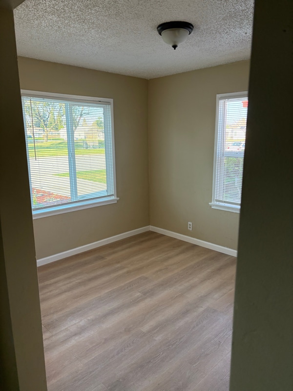 Building Photo - 607 Linda Vista Dr