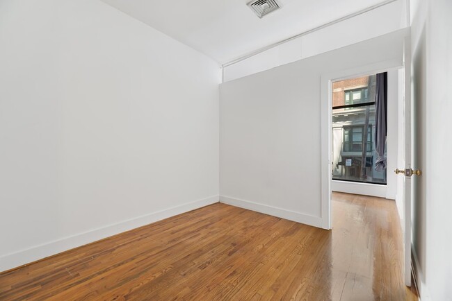 Plano de planta - 124 East 27th Street