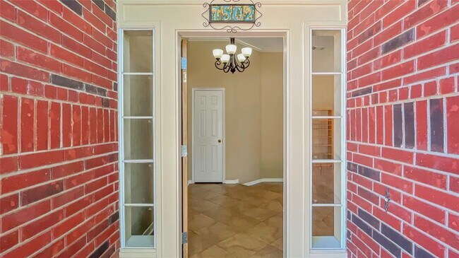 Foto del edificio - 7502 Ashton Dr