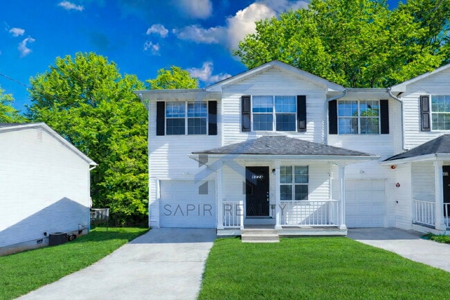 Pet-Friendly Living in Pinedale – 3BR/2.5BA Ready for You - Pet-Friendly Living in Pinedale – 3BR/2.5BA Ready for You Apartment