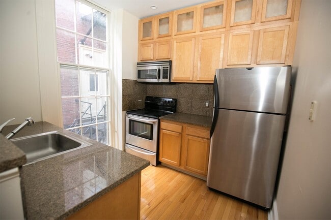 Photo - 1814 Spruce St Apartment