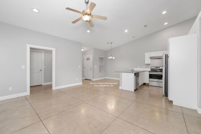 Foto del edificio - 5326 N Hillside St