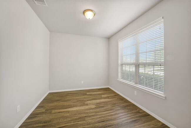 Foto del edificio - 8506 Lagosta Ln