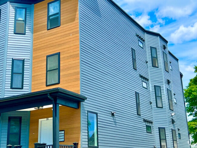 Building Photo - 18 Dunreath St