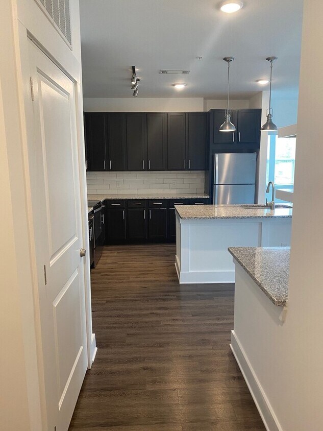 Primary Photo - 1030 Gennett Cir