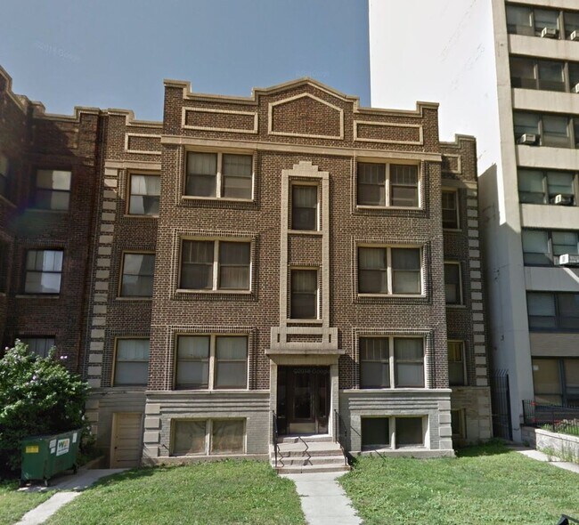 New Renovation 2 BR/2 BA right by the lake! - New Renovation 2 BR/2 BA right by the lake! Apartment