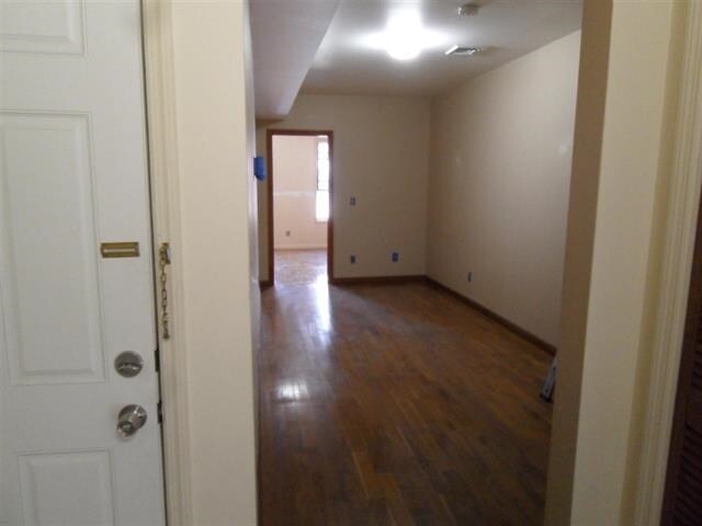 Foto del edificio - 281 Newark Ave