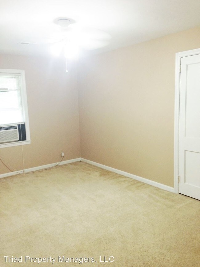 Building Photo - 508 Mayflower Dr