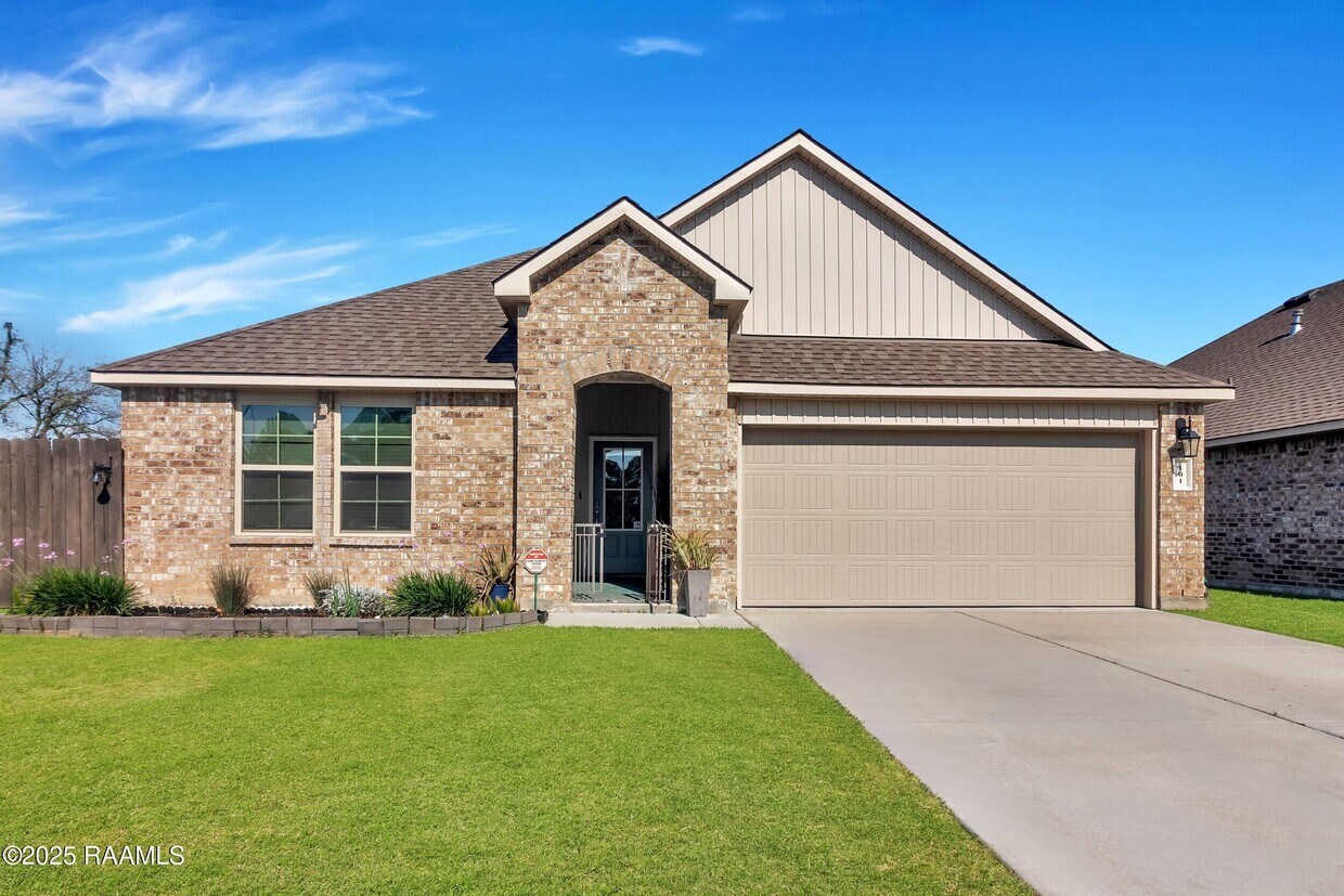 Foto principal - 101 Chestnut Oak Dr