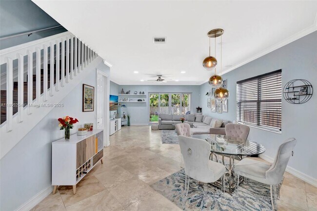 Foto del edificio - 853 SW 11th Ct