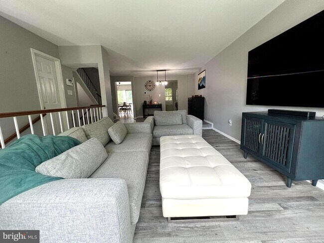 Building Photo - 44102 Gala Cir