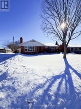 Building Photo - 37 Stormont Dr