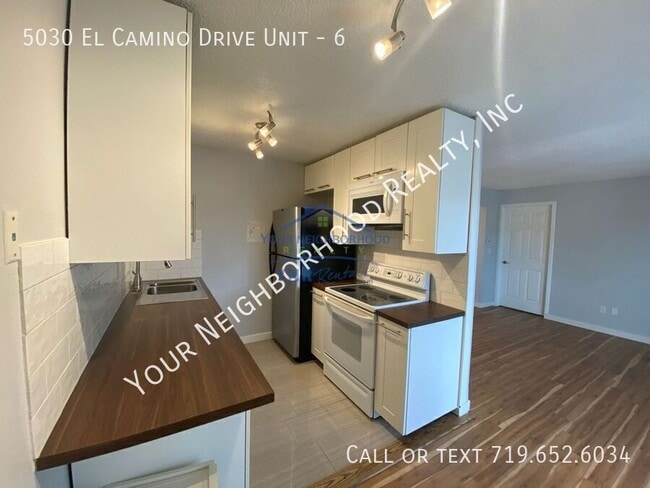 Photo - 5030 El Camino Dr House