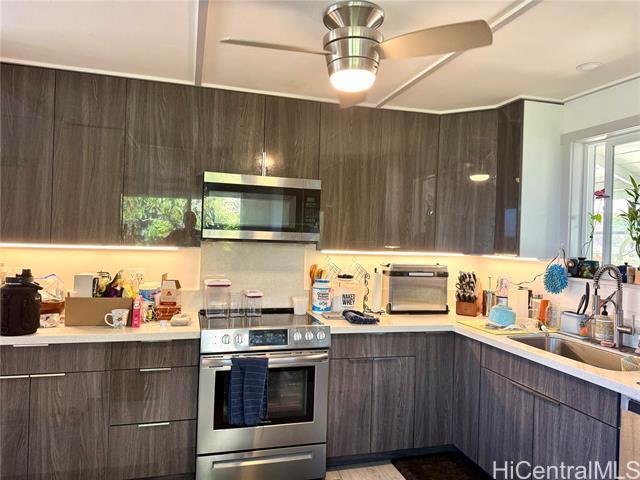 Foto del edificio - 1421 Wilhelmina Rise Rd