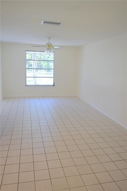 Foto del edificio - 1639 Manor Rd