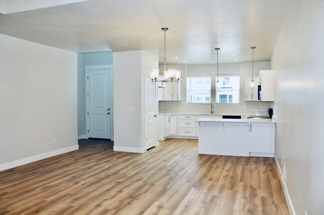 Building Photo - 2031 N 3930 W