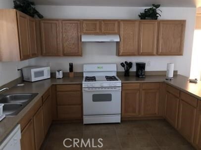 Building Photo - 73456 Desert Trail Dr