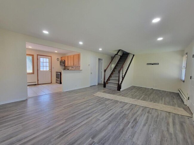 Foto del edificio - 85 Homes Park Ave