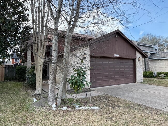 Building Photo - 16619 Capewood Dr