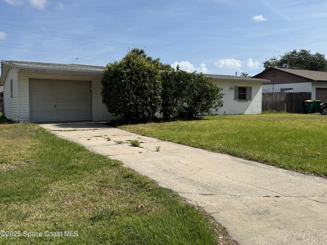 Foto principal - 280 Hunt Dr