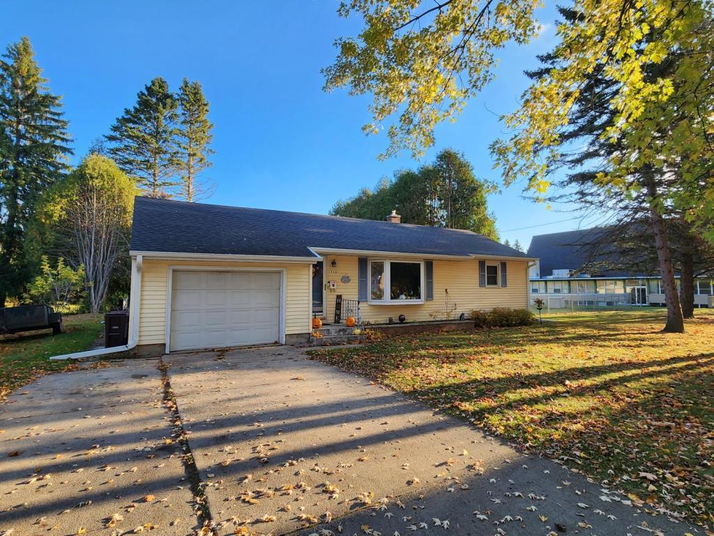 Primary Photo - 1716 Menasha Ave