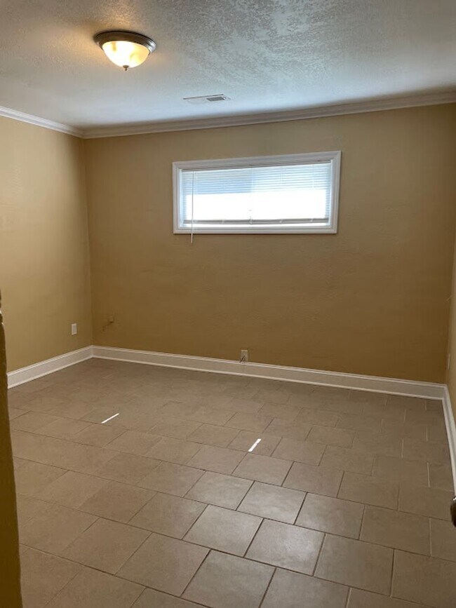 Foto del edificio - 5291-5293 Usher Road