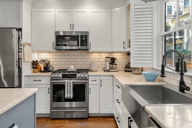 Foto del edificio - 2 Crystal Pl