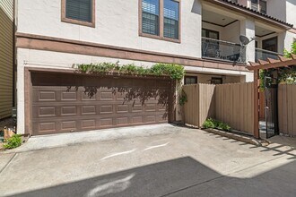 Building Photo - 3935 Gibson St