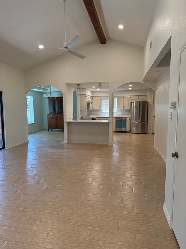 Foto principal - 3 Cimarron Dr