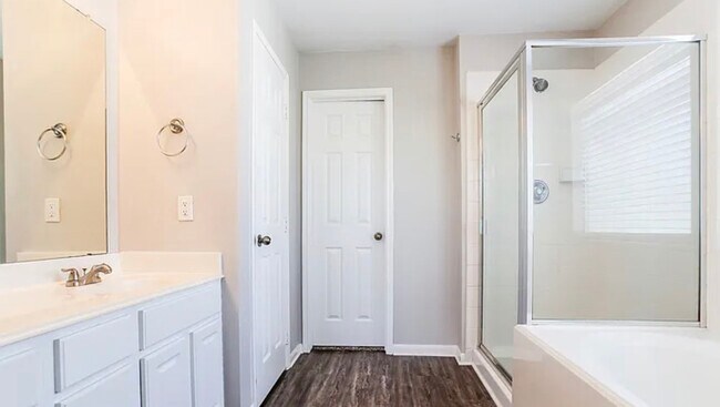 Foto del edificio - 32435 Hunter Park Ct