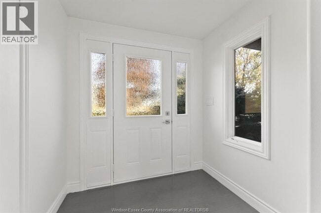 Photo du bâtiment - 1909 County Rd 46