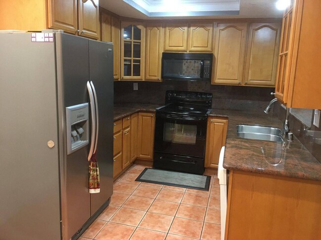 Building Photo - 3 bedroom in Fremont CA 94555