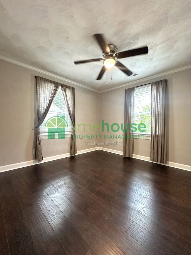 Foto del edificio - 809 Cambridge Ave