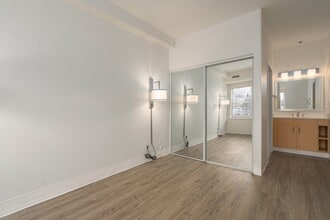 Building Photo - AVIA Lofts on Victors Way