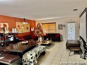 Primary Photo - 3499 SW 1st Ave