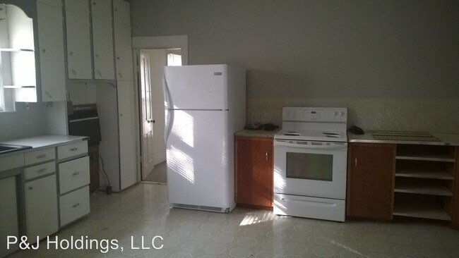 Building Photo - 2 br, 1 bath House - 338 4th Rd.