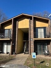 Building Photo - 7074 Wildwood Cir