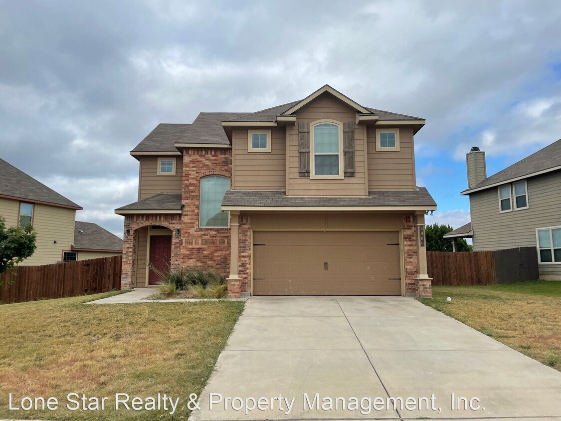 3 br, 2.5 bath House 4900 Prewitt Ranch Rd.