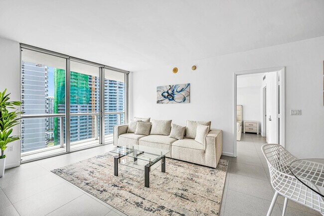 Building Photo - 485 Brickell Ave