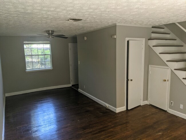 Foto del edificio - 517 N Florida St