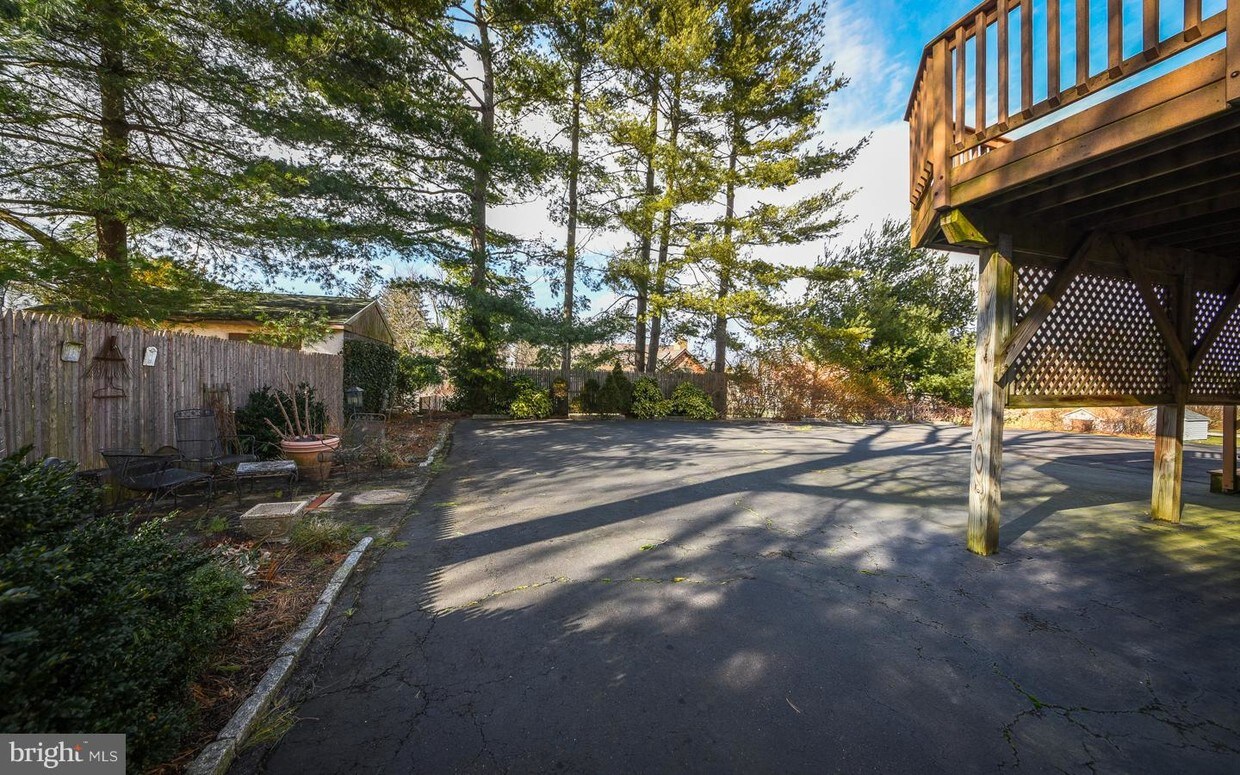 Foto principal - 805 Wyndmoor Ave