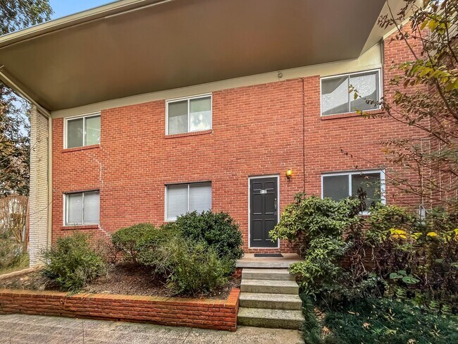 Foto del edificio - Charming 2 beds 1 bath Condo in Atlanta!