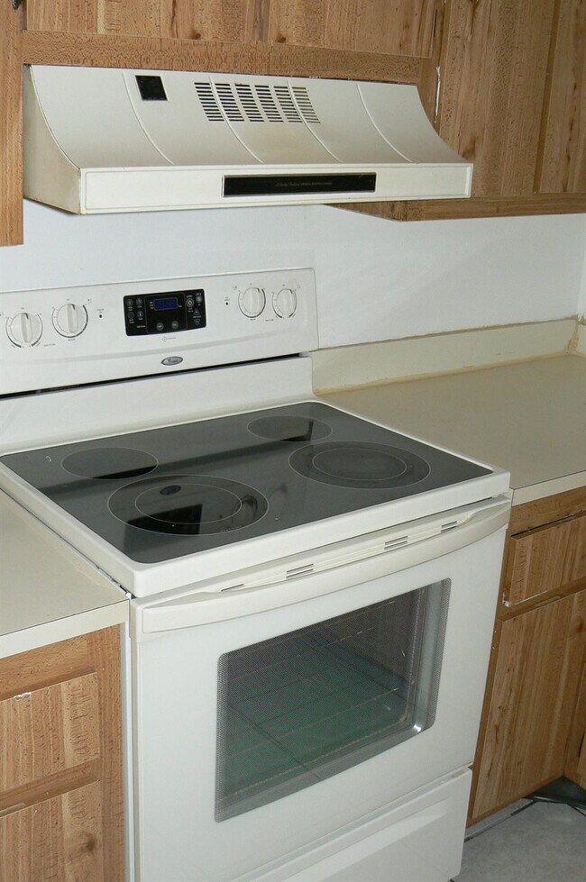 Building Photo - 3111 Coral Ridge Dr